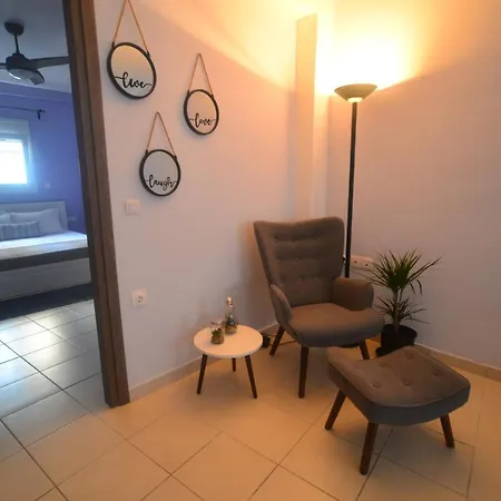 Apartment Karma - 2 Bedroom *