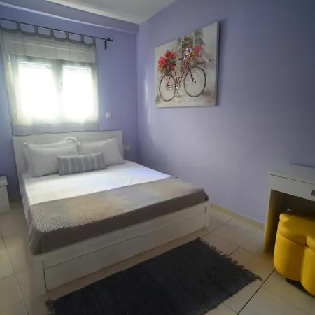 Apartment Karma - 2 Bedroom *